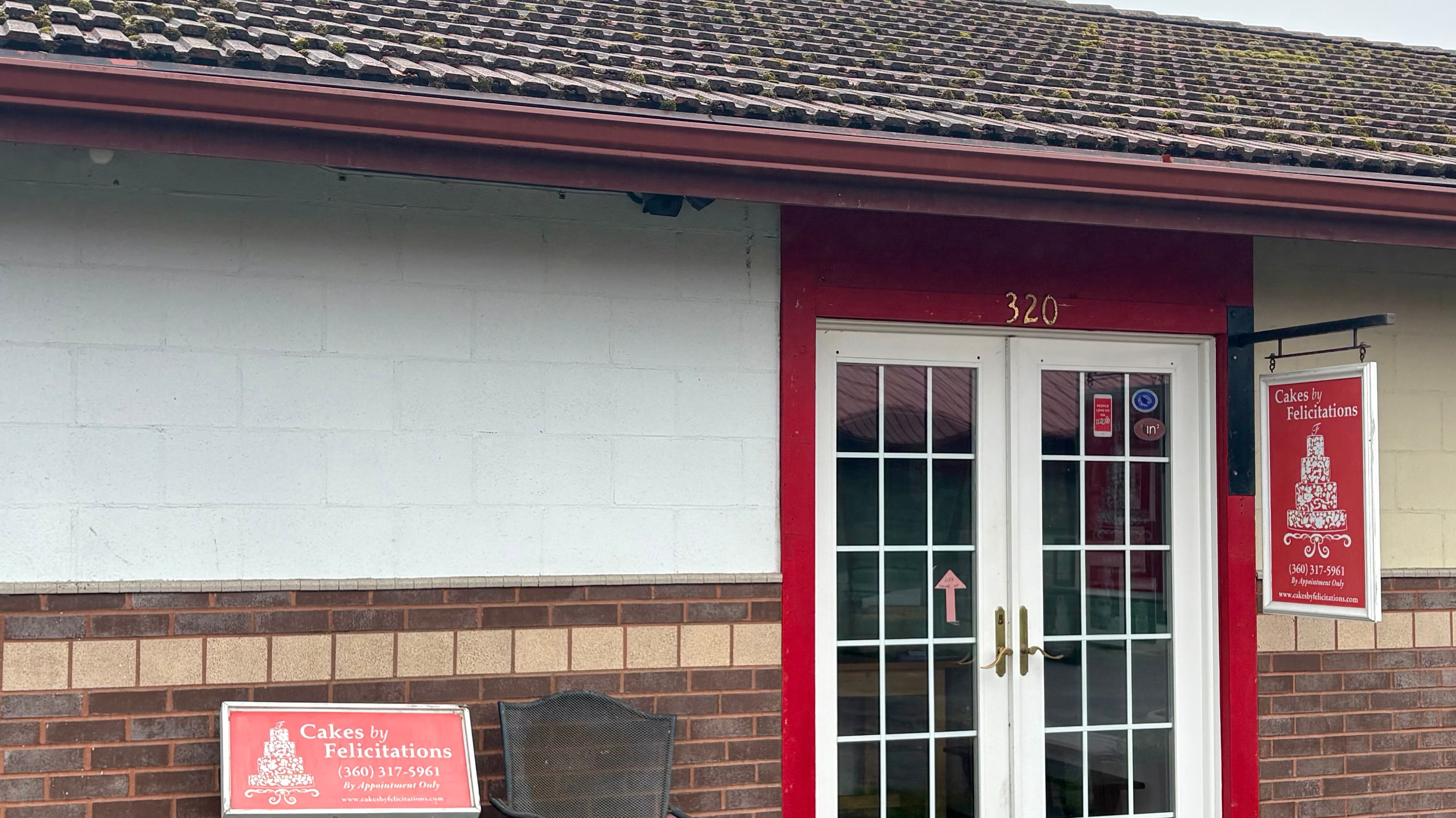 Cakes by Felicitations - Bakery, Desserts restaurant in Friday Harbor, San Juan Island