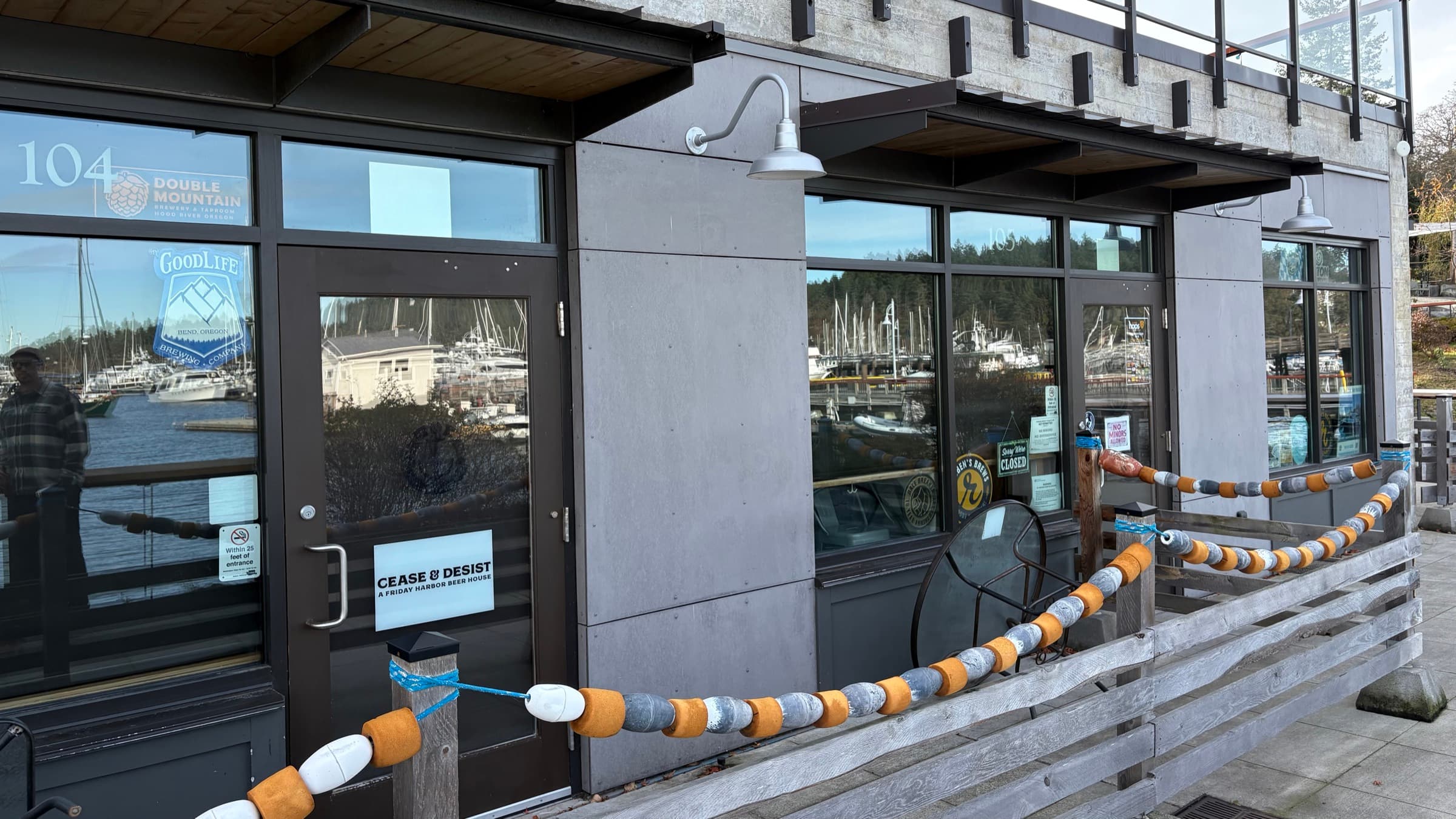 Cease & Desist - Bar, Beer restaurant in Friday Harbor, San Juan Island