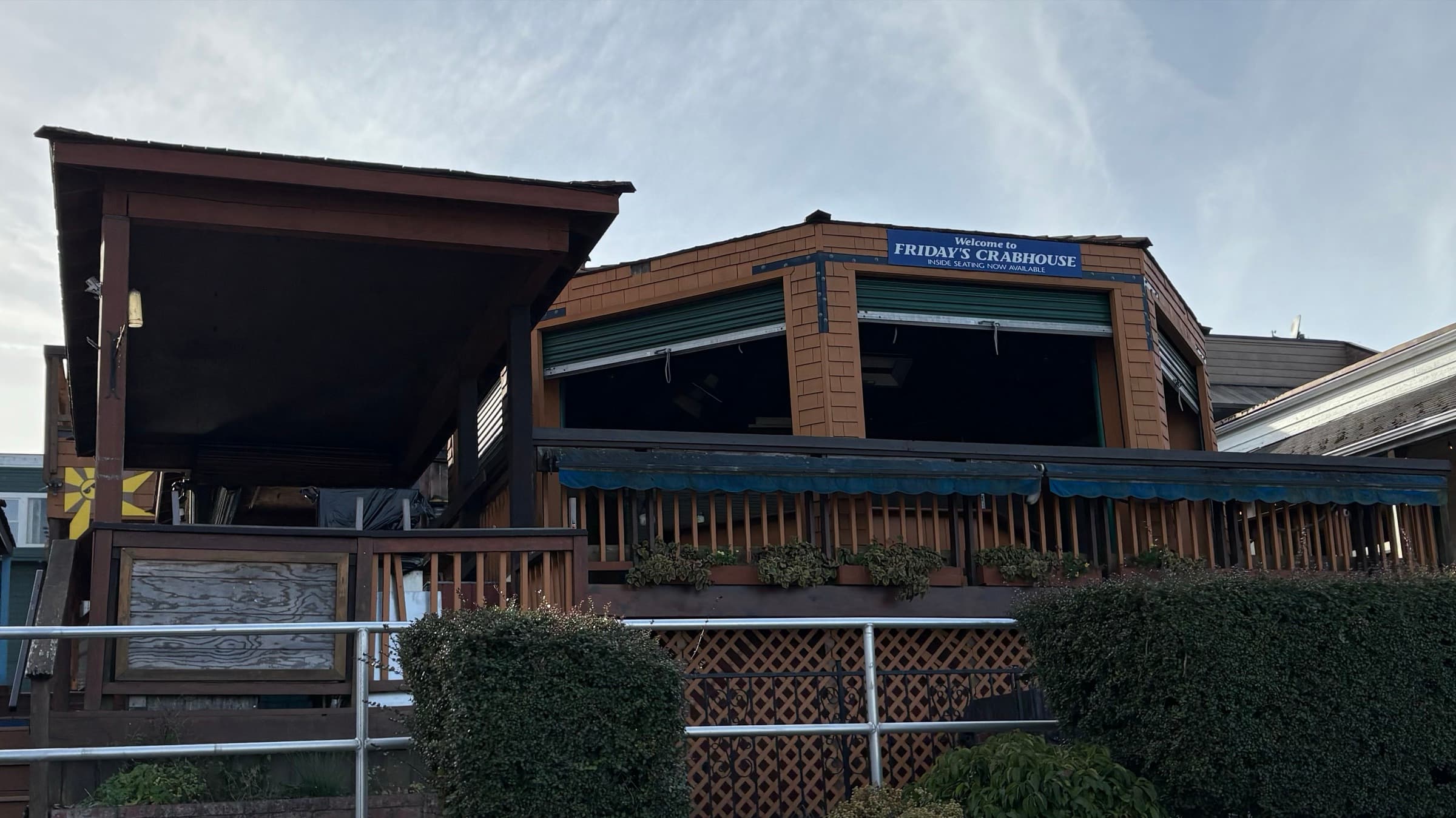 Friday's Crabhouse - Seafood restaurant in Friday Harbor, San Juan Island