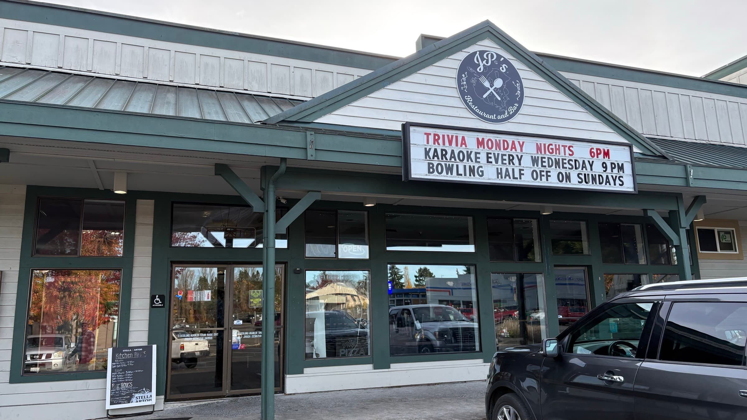 JP's Restaurant And Bar - Pizza, Bar, Desserts restaurant in Friday Harbor, San Juan Island