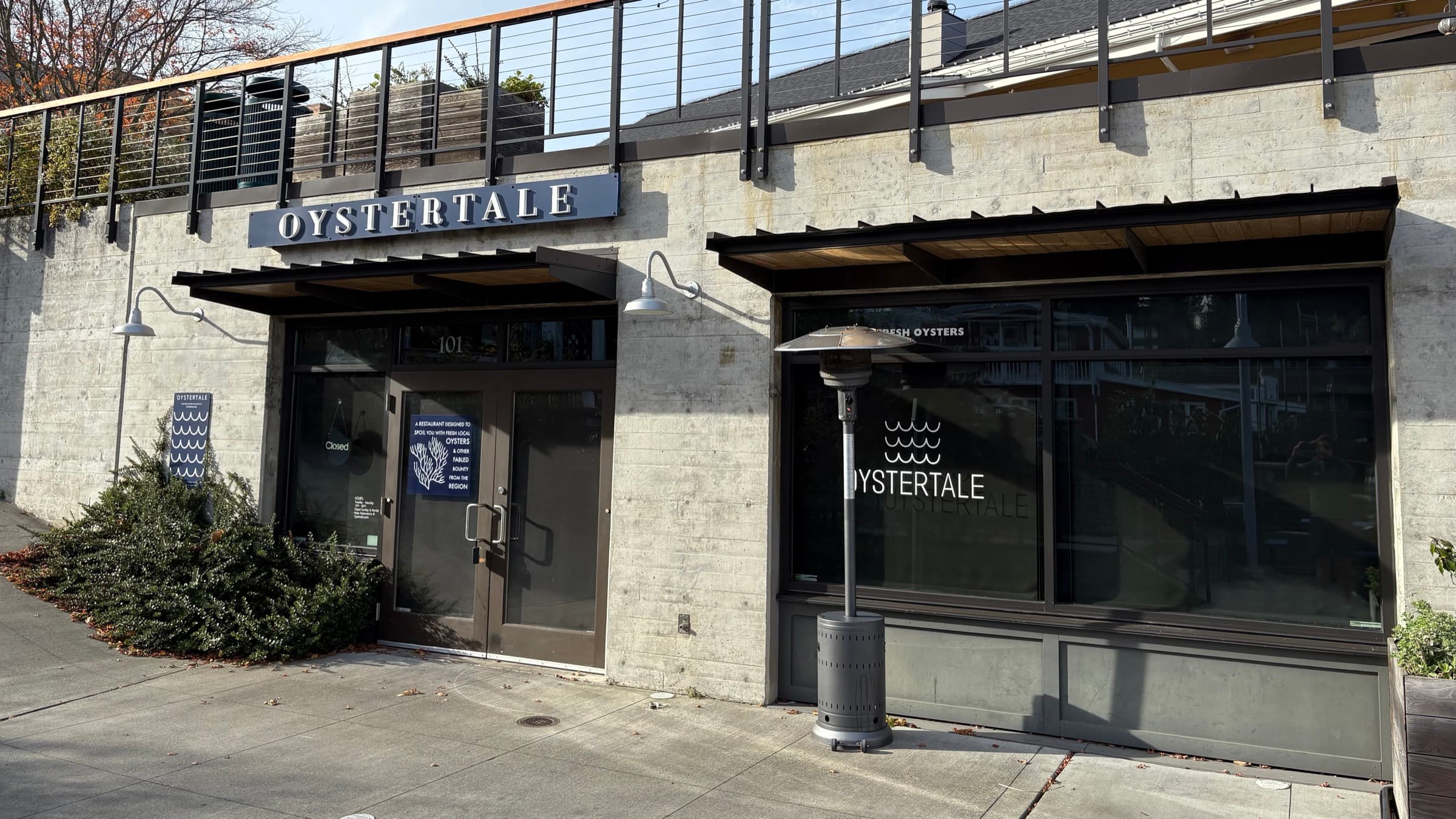 Oystertale - Mediterranean, Seafood, Bar restaurant in Friday Harbor, San Juan Island